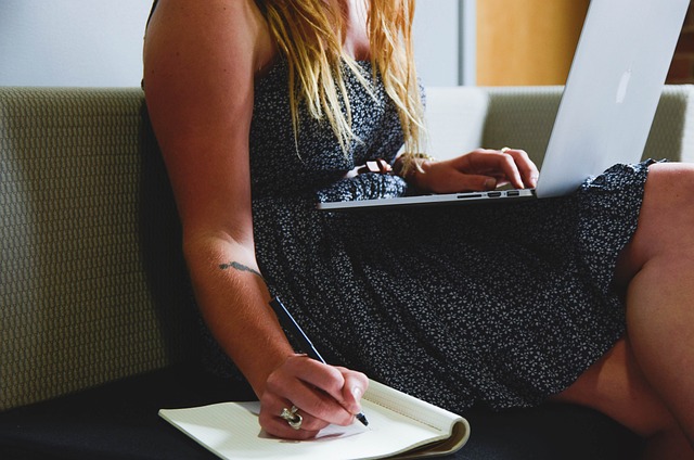 Empowering Your Writing Journey: How AI Tools Can Transform Your Approach and Enhance Output