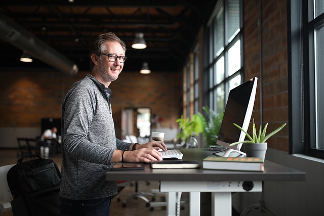 Transforming Business Operations: How AI Enhances Efficiency, Innovation, and Decision-Making