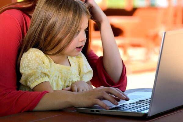 The Intersection of Writing and AI: How Intelligent Tools Are Enhancing the Writing Process