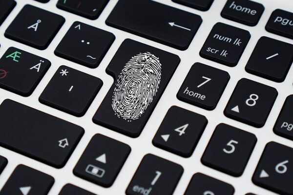 Enhancing Your Writing Journey: The Role of AI Tools in Shaping Effective Communication