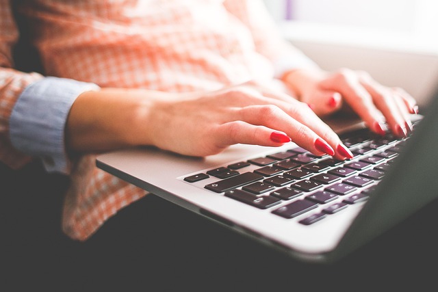 Harnessing the Power of AI: Transform Your Writing Process and Enhance Communication Skills